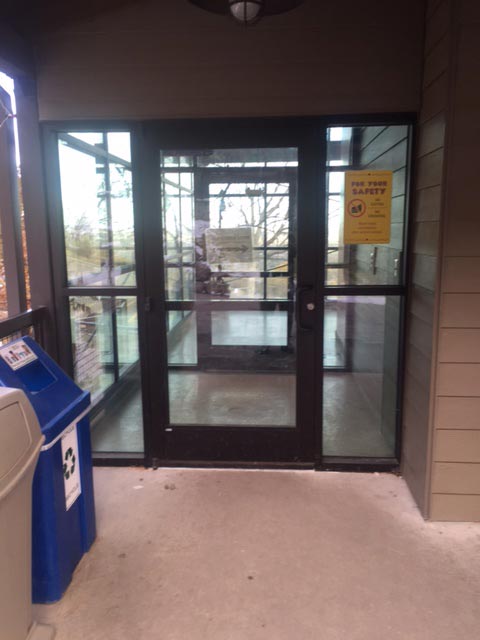 Storefront Door Glass Repair 